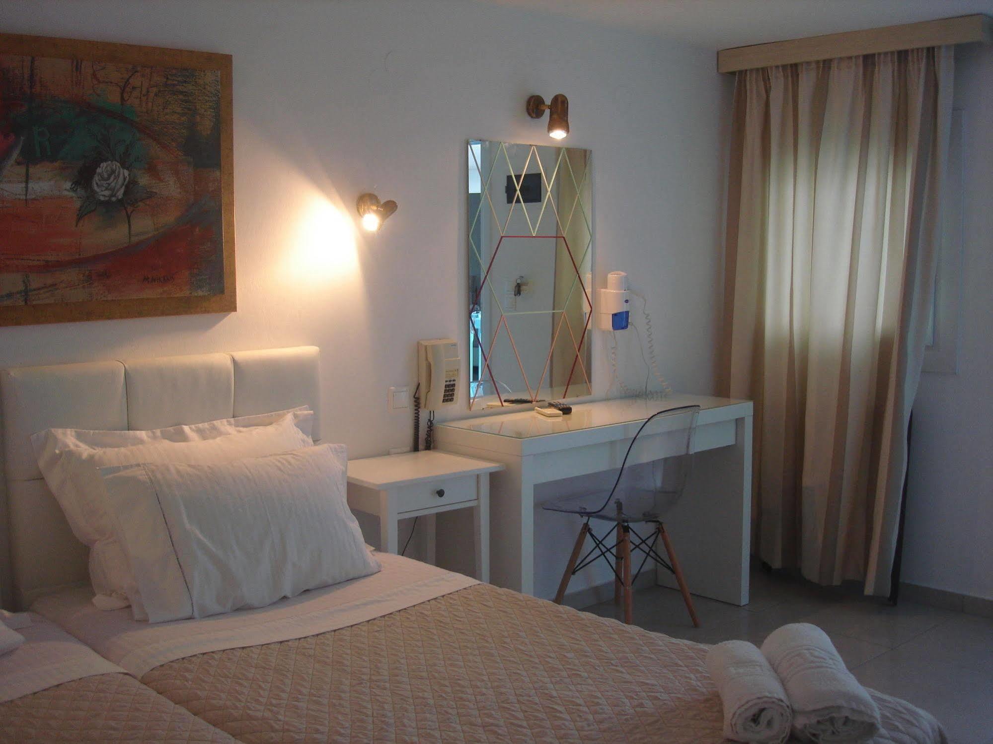 Hotel Philippi Mykonos Town Exterior foto
